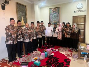 dikediaman H Nadhif Rogoitan