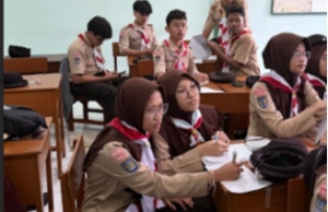 Asah Keterampilan Komunikasi, Pramuka MAN 1 Yogyakarta Ajarkan Ilmu Komunikasi Lapangan