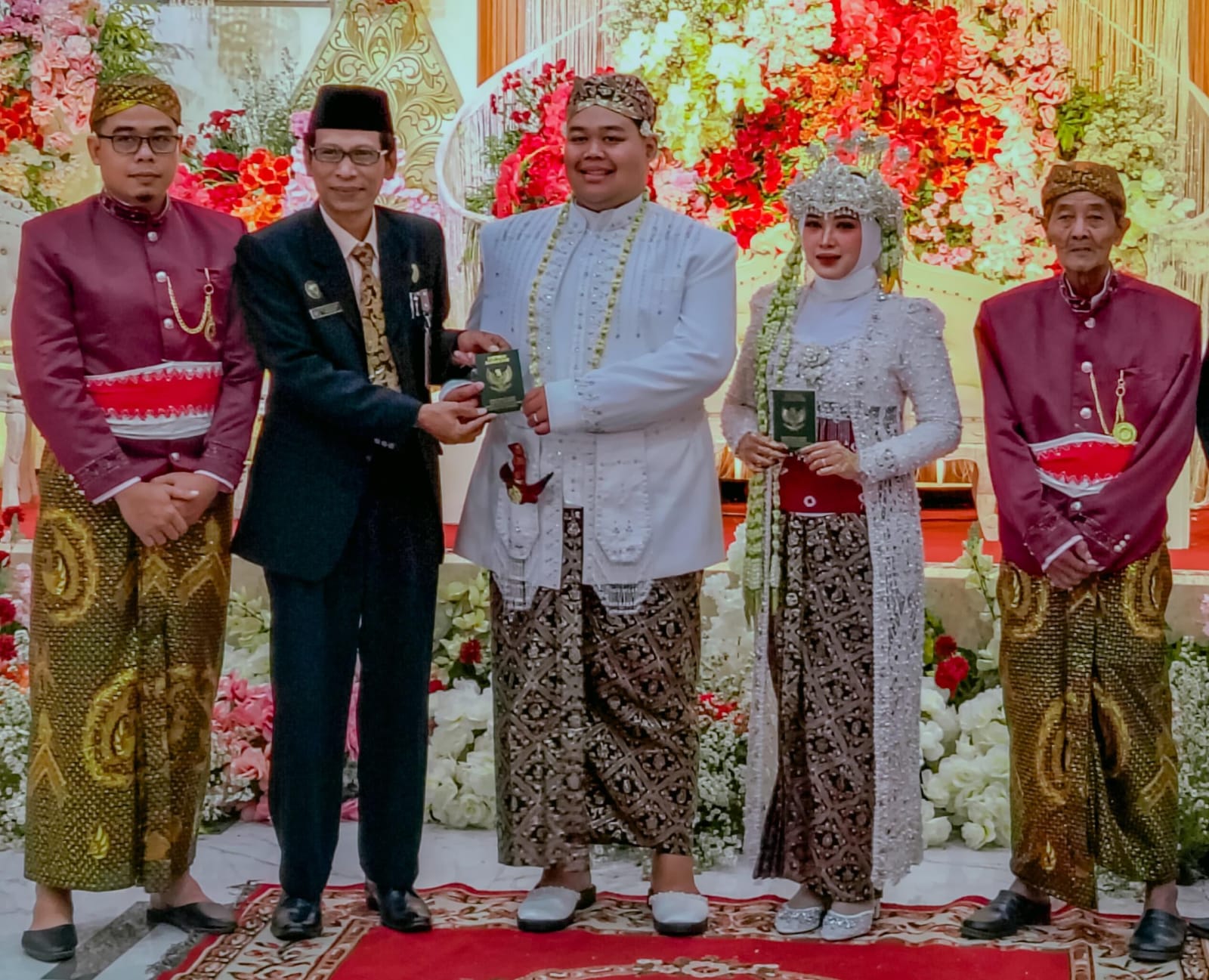 Buku Nikah: Pilar Legalitas Perkawinan yang Menjamin Kepastian Hukum Sejak Akad