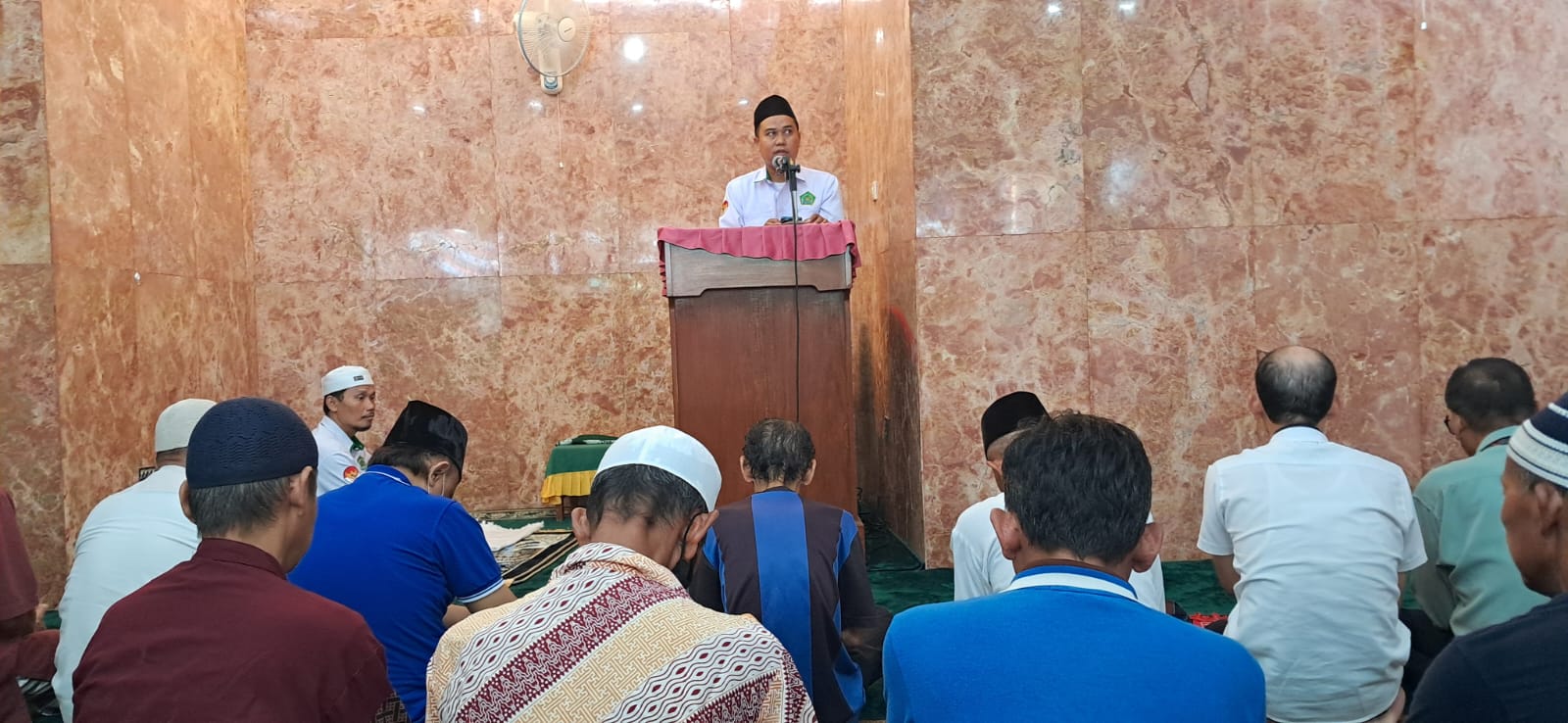 Camar KUA Wirobrajan Ajak Masyarakat Teladani Abu Bakar dan Tingkatkan Kepekaan Sosial