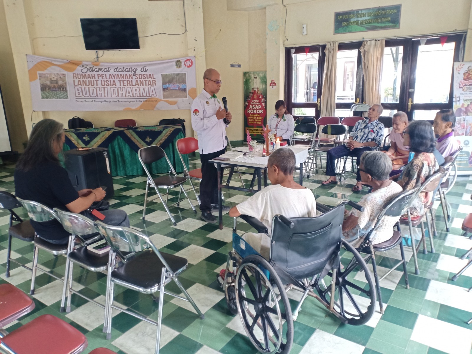 Di Usia Senja, Lansia Tetap Berharga dan Dikasihi Tuhan